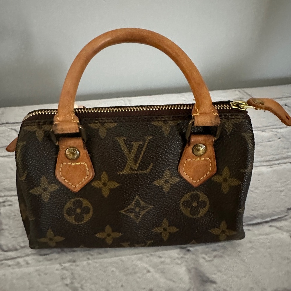 Louis Vuitton Mini Speedy Nano